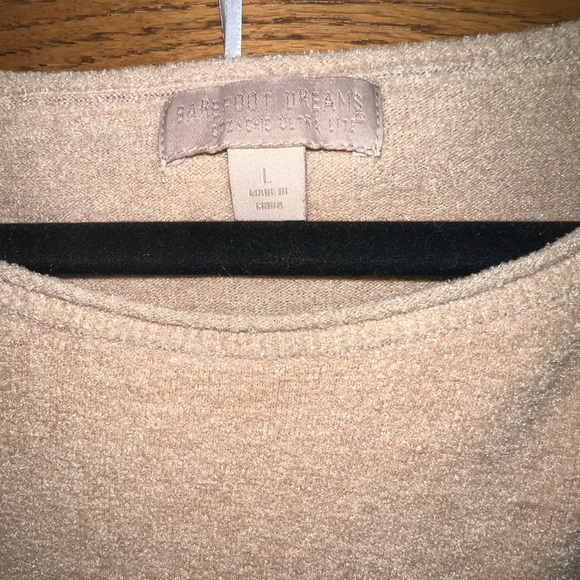 Like New Barefoot Dreams sweater - Picture 2 of 3